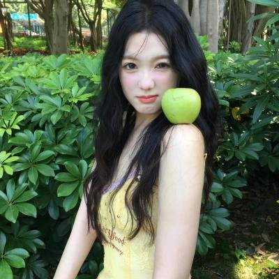 黑夜中的玻璃人偶